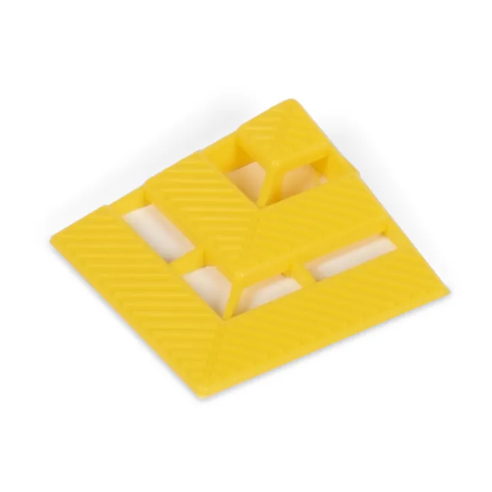 Fami - Angolo per tappeto in polietilene