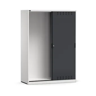 Fami - Armadio con porte scorrevoli fessurate