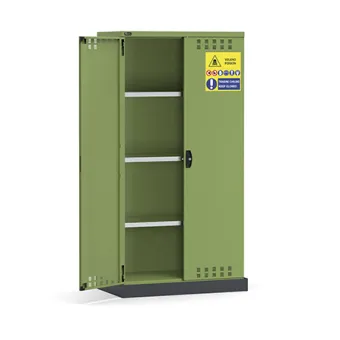 Fami - Armadio con porte a battente fessurate
